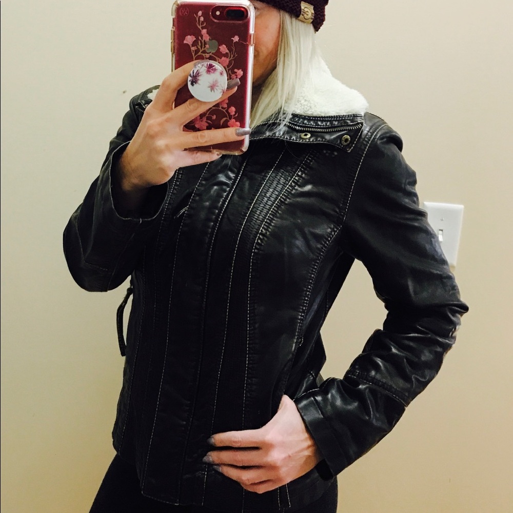 Bomber jacket